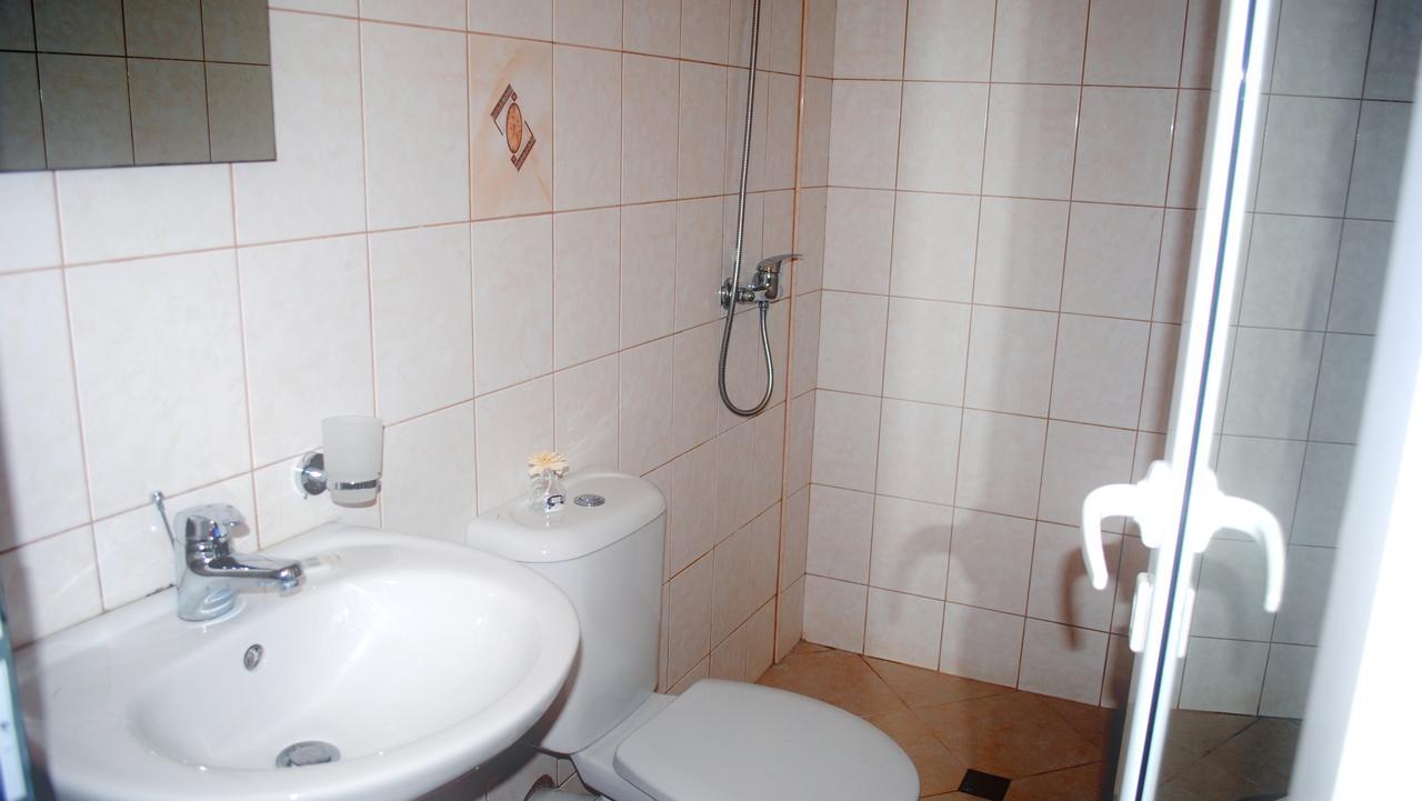Veda Guest House Pomorie Esterno foto