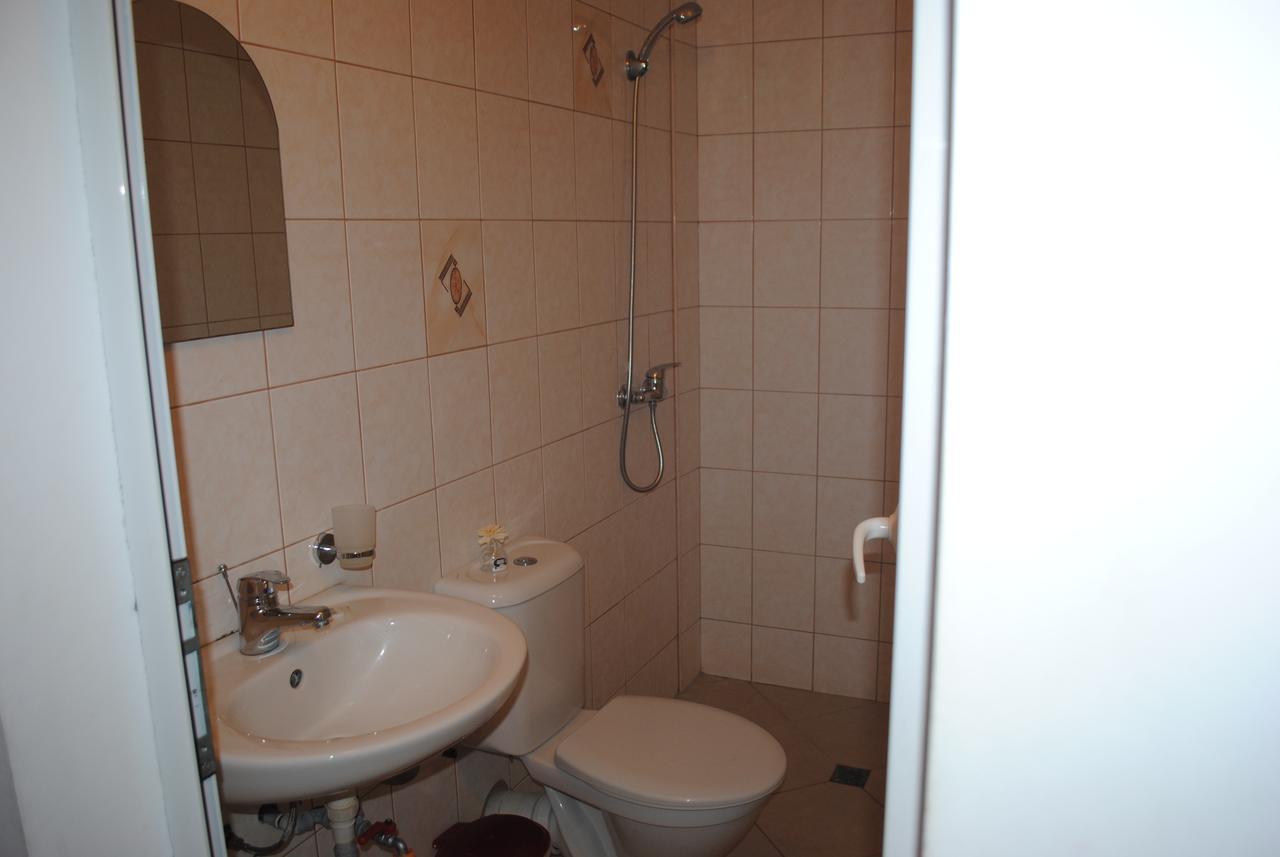 Veda Guest House Pomorie Esterno foto