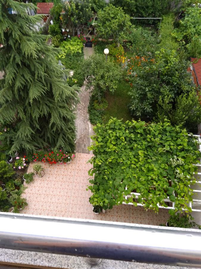 Veda Guest House Pomorie Esterno foto