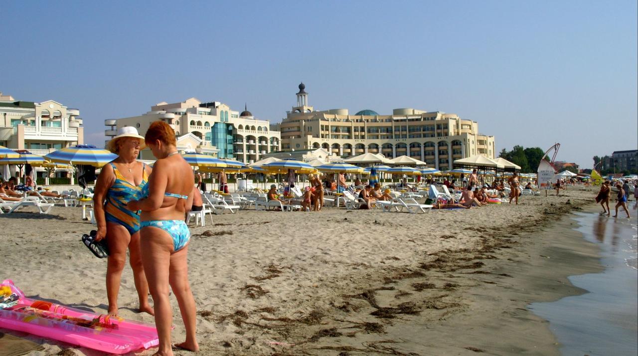 Veda Guest House Pomorie Esterno foto