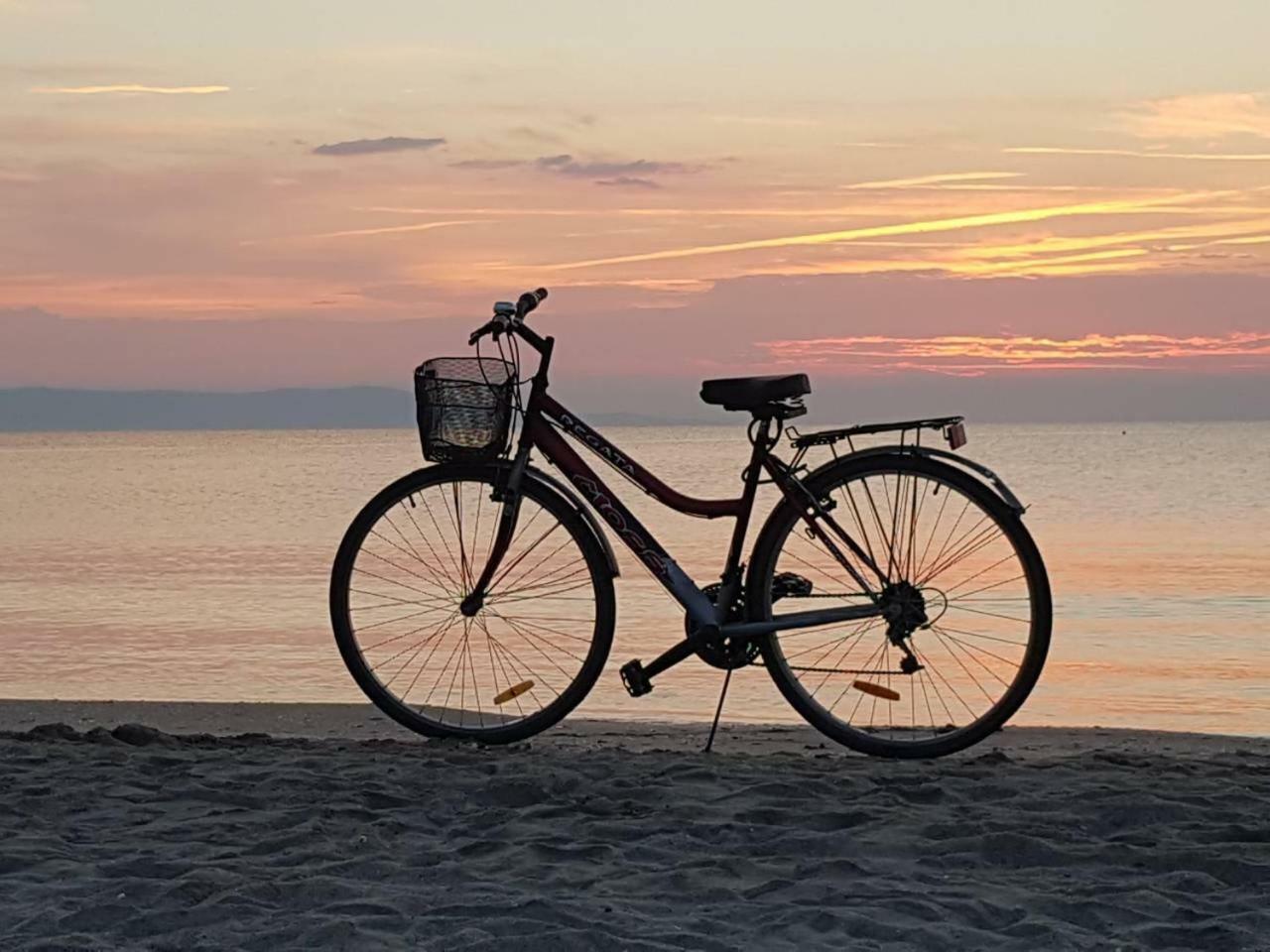 Veda Guest House Pomorie Esterno foto