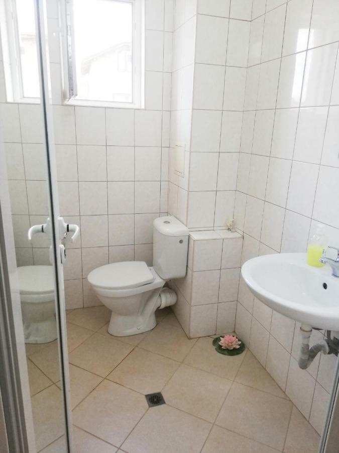 Veda Guest House Pomorie Esterno foto
