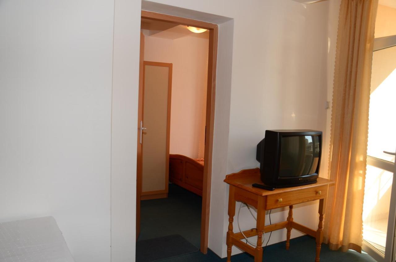 Veda Guest House Pomorie Esterno foto